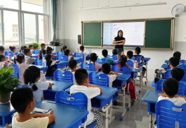 激起学习兴趣激活中小学科学教育生机不能只靠学校单打独斗 激起学习兴趣激活中小学科学教育生机不能只靠学校单打独斗