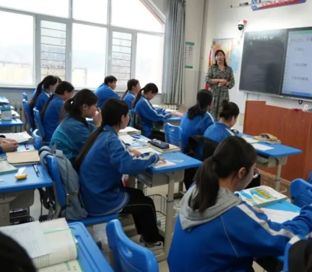 构建城乡联动的数字教育共同体整合资源建立统一的城乡数字教